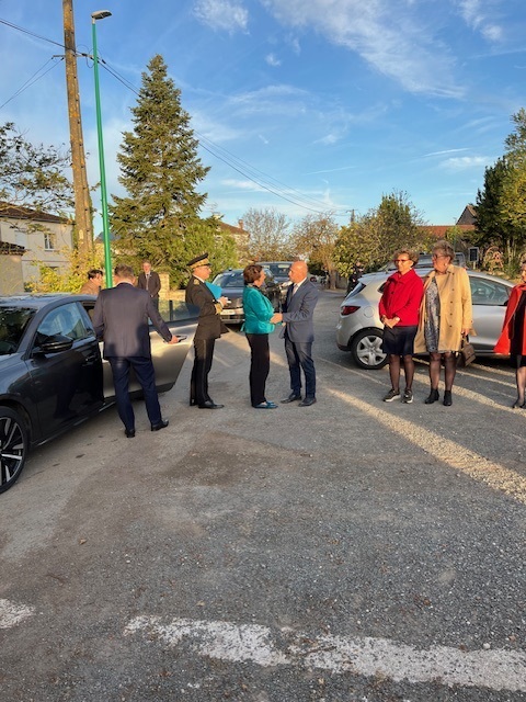 Visite ministérielle à la Maison d'Assistantes Maternelles. Visite ministérielle à la Maison d'Assistantes Maternelles.