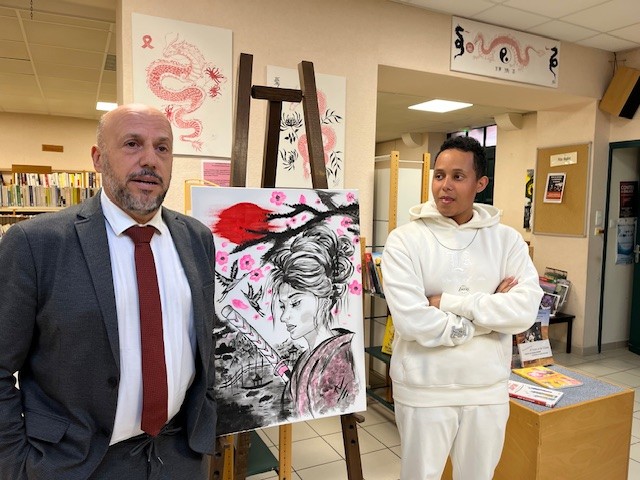 La médiathèque met à l’honneur le jeune artiste Vily Abdel.