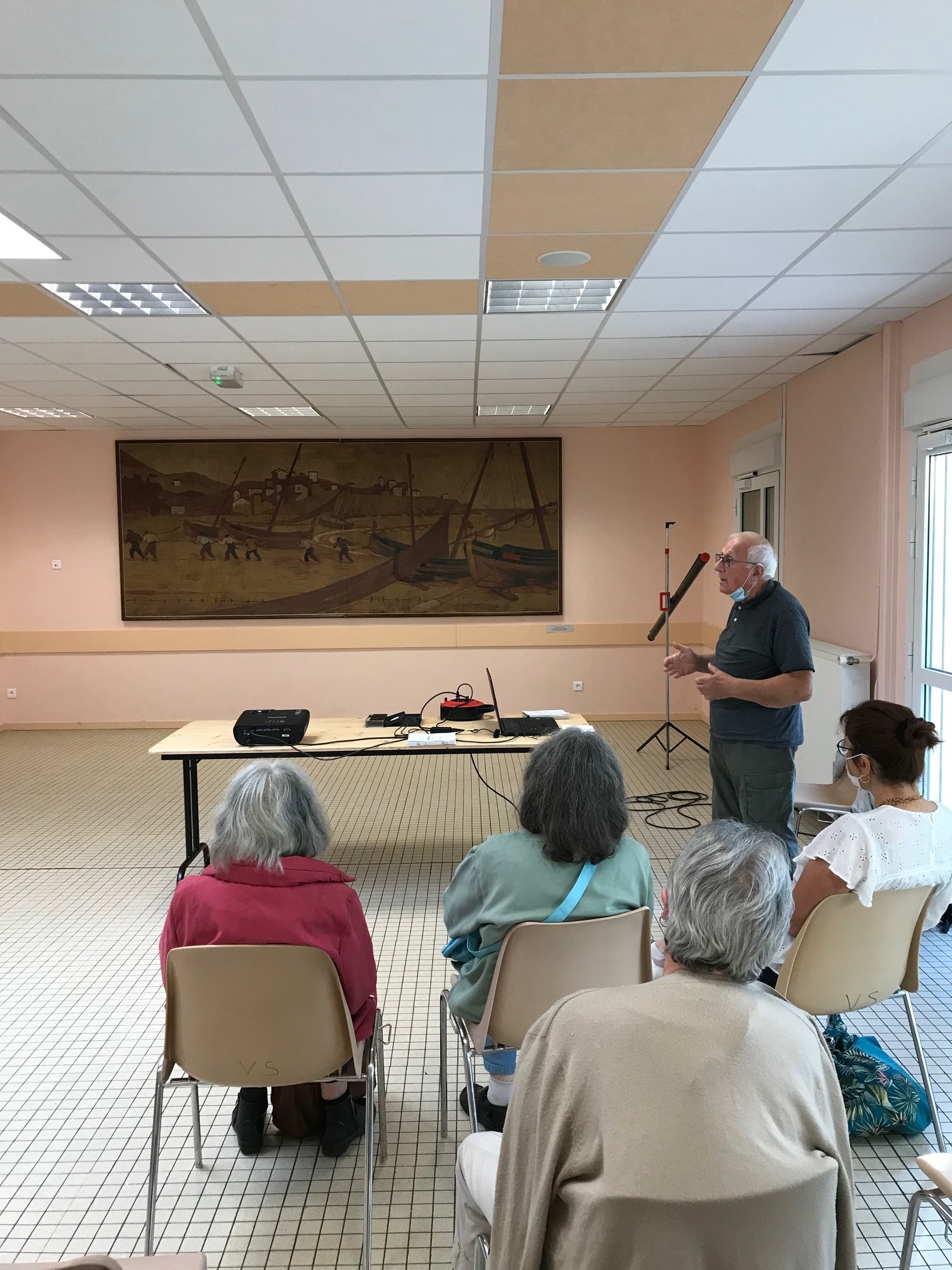 journée du patrimoine 2021 Les participants à l'écoute d'Alain Salles