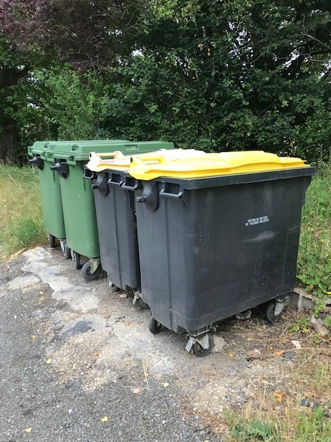 Tri des déchets : un effort collectif nécessaire. Tri des déchets : un effort collectif nécessaire.