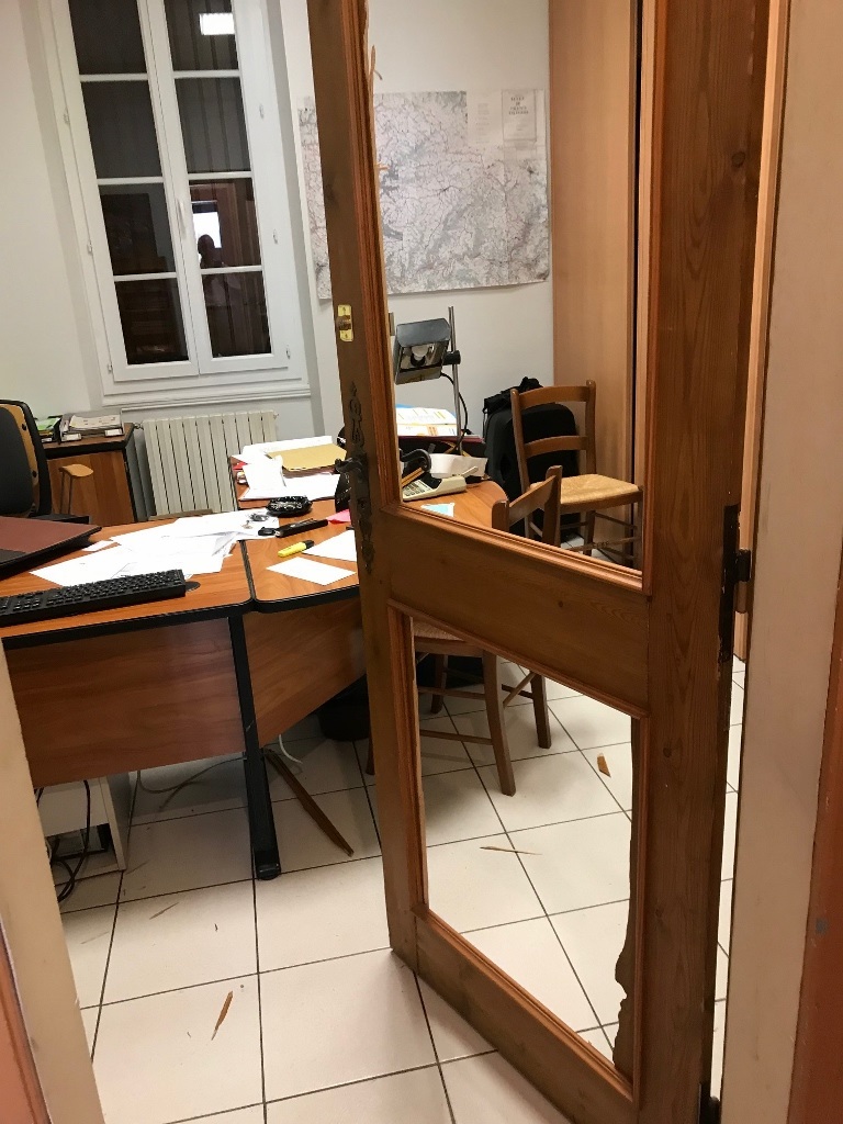 La mairie de Valdériès cambriolée. La mairie de Valdériès cambriolée.