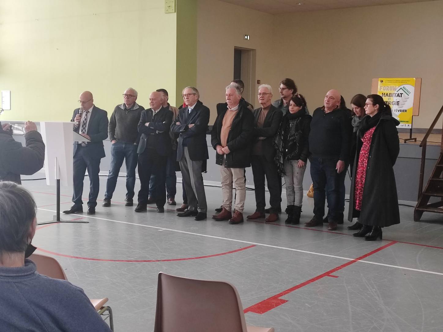 Les élus lors de la cérémonie des vœux précédente. Invitation de la population à la cérémonie des vœux de la municipalité.