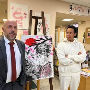 La médiathèque met à l’honneur le jeune artiste Vily Abdel.