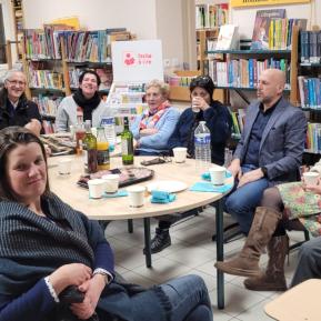 Une médiathèque conviviale et dynamique.